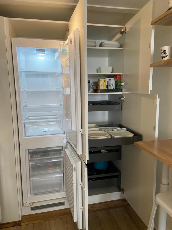 Superbe Duplex De 70M2 Avec 2 Chambres En Hyper Centre Au Calme Sur Cour Classe 3 Etoiles Avec Parking En Option La Rochelle  Exteriér fotografie