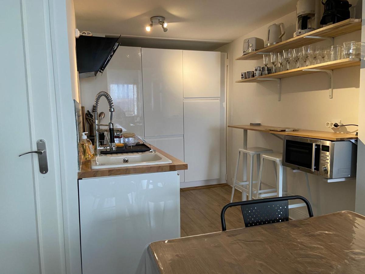 Superbe Duplex De 70M2 Avec 2 Chambres En Hyper Centre Au Calme Sur Cour Classe 3 Etoiles Avec Parking En Option La Rochelle  Exteriér fotografie
